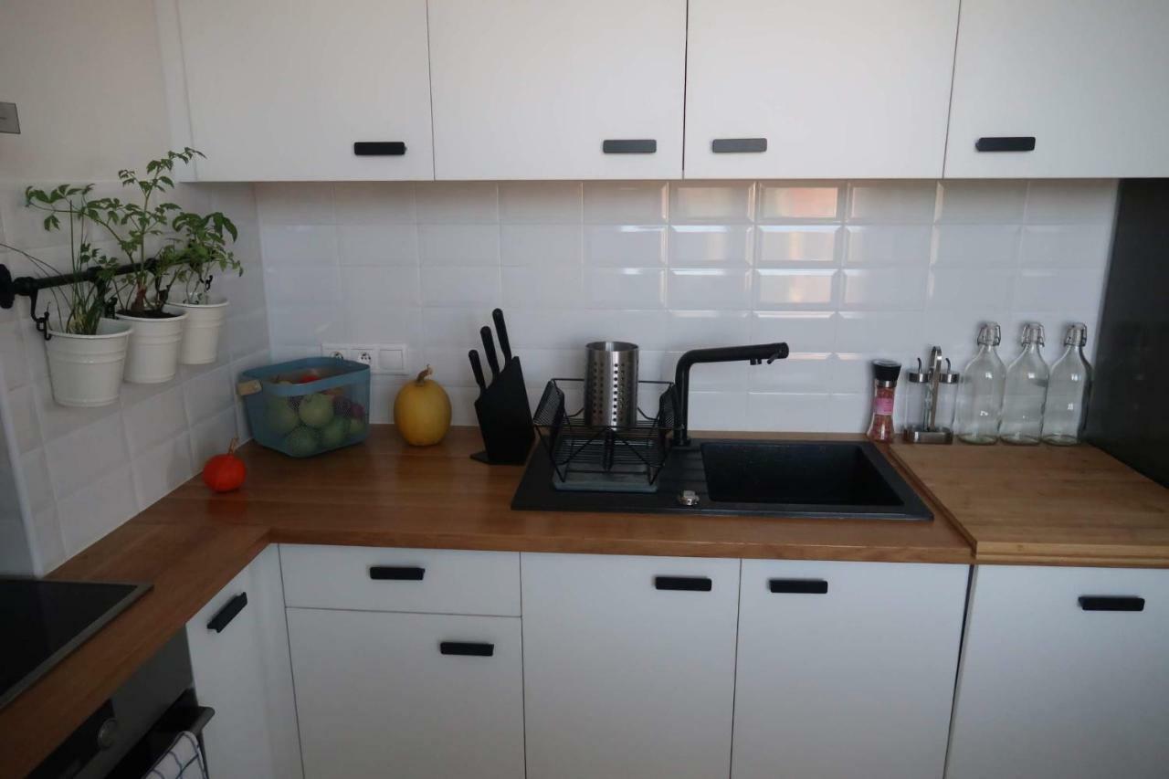 Hniezdo V Raji 1 - Luxurious Apartment 3 Min Walk To City Center Spišská Nová Ves 외부 사진